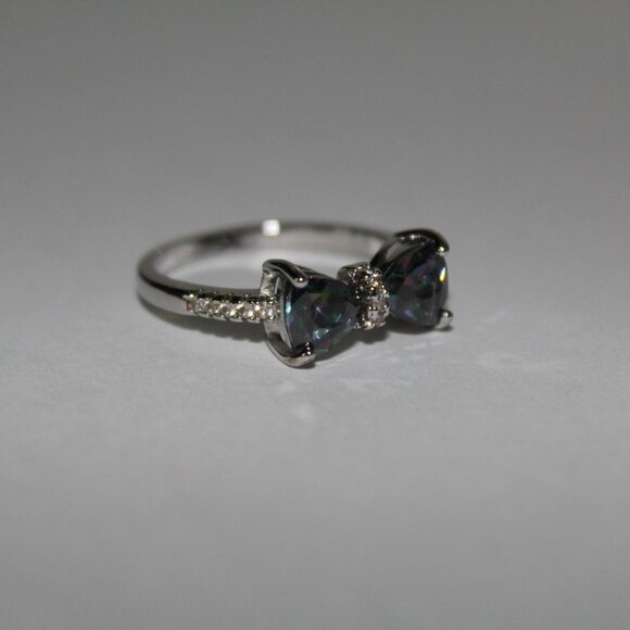 RING - Picture 4 of 8